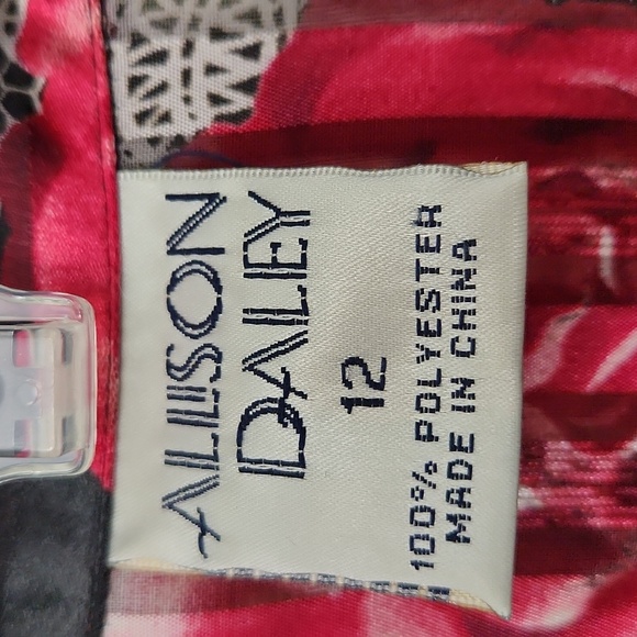 Allison Daley Black and Red Floral Lace Blouse - Picture 2 of 4